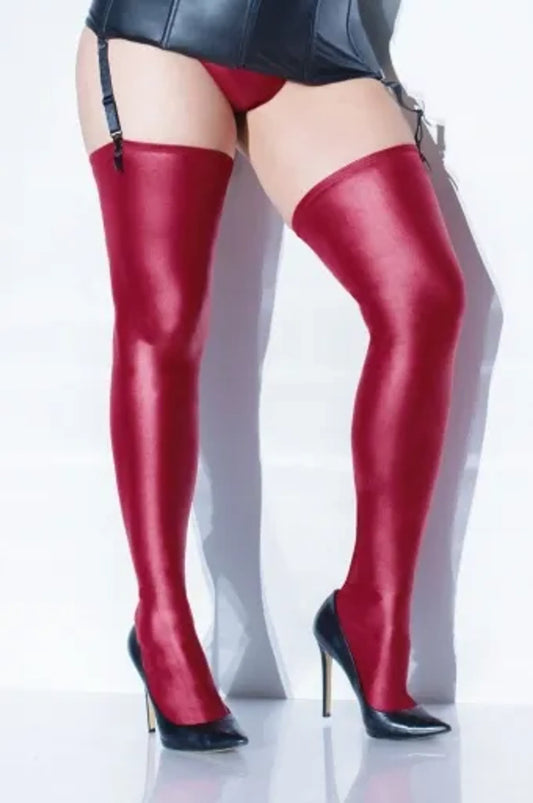 CCURVE ESSENCE™oquette Matte Wetlook Stay Up Stocking